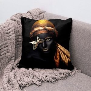 كوشن اسود بنت افريقي فراشة